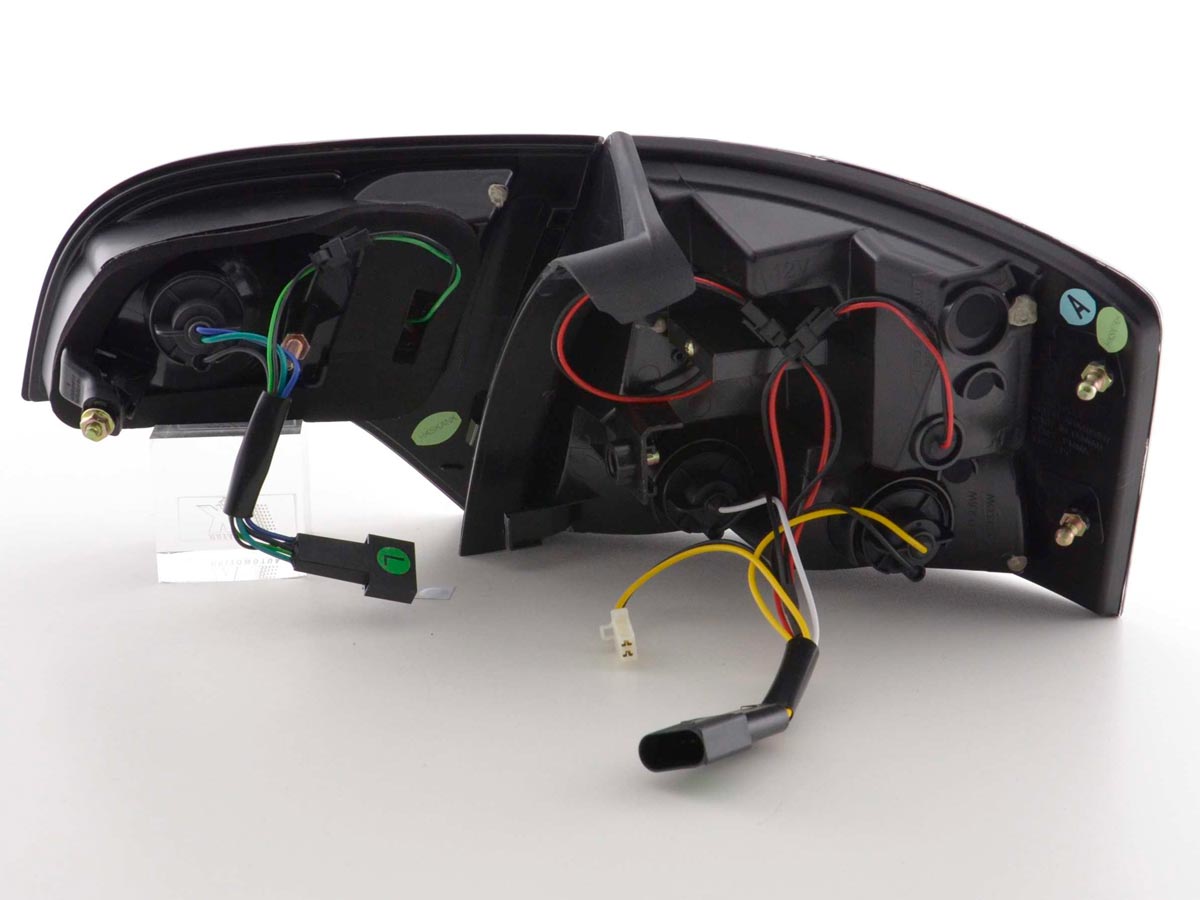 LED Rückleuchten Set Audi A4 Avant Typ 8E 04-08 schwarz LED Rückleuchten Set Audi A4 Avant Typ 8E 04-08 schwarz